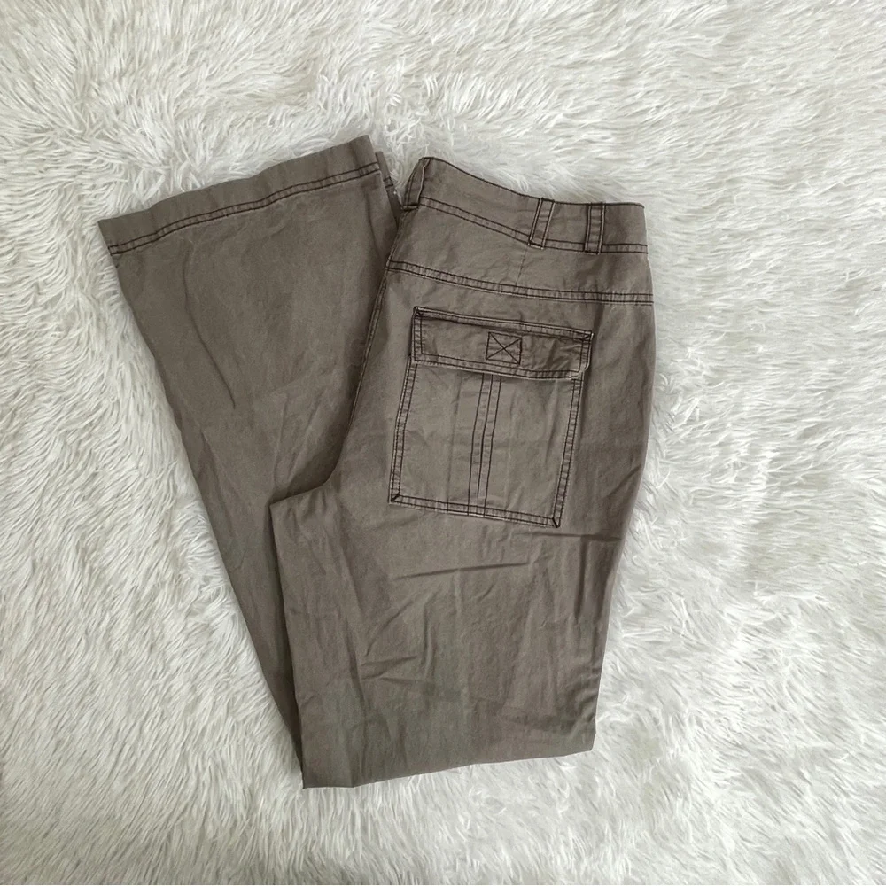 Free People The Thing Is Low-Rise Utility Pants Size 12 Wild Truffle Gray/Green - Picture 7 of 11
